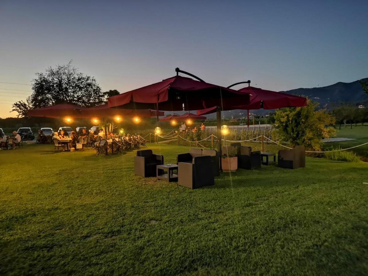 Agriturismo Calendiluna Luni 外观 照片