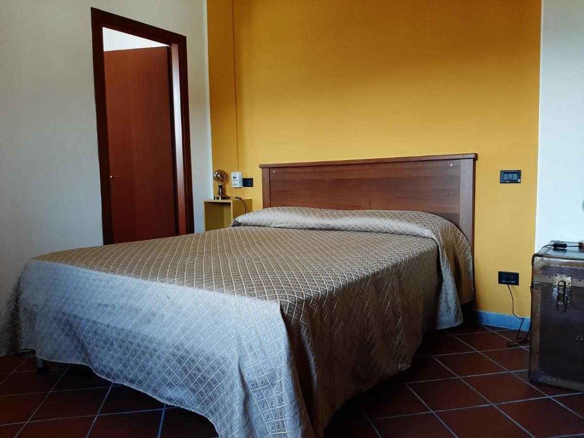 Agriturismo Calendiluna Luni 外观 照片