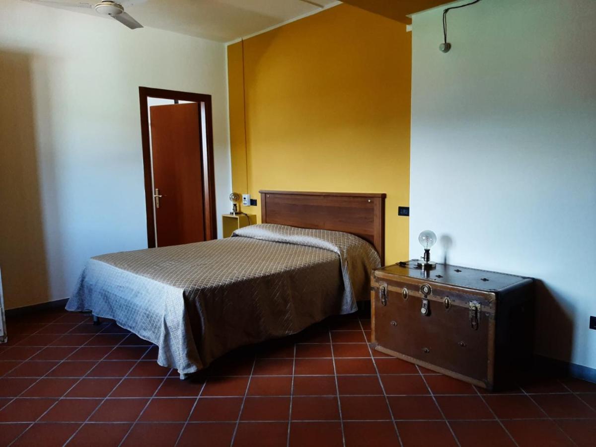 Agriturismo Calendiluna Luni 外观 照片